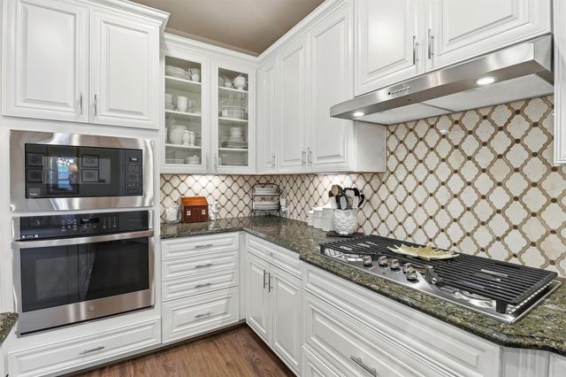 5803 Pedernales Bend Lane, Fulshear, TX 77441