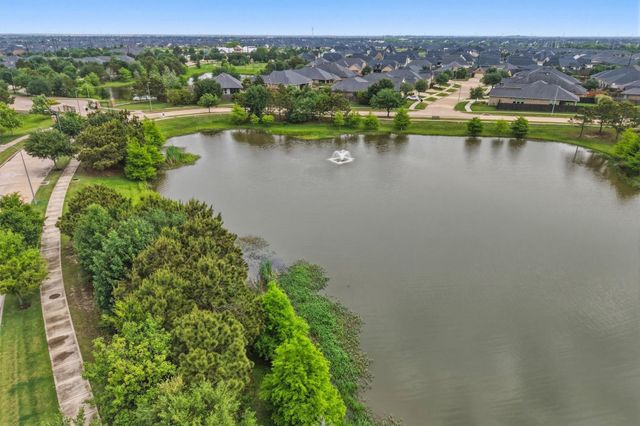 5803 Pedernales Bend Lane, Fulshear, TX 77441