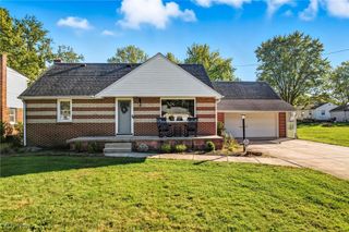 421 Glendola Avenue NW, Warren, OH 44483