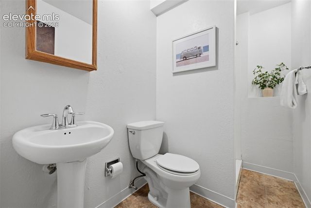 1219 Lewis Lane, Colorado Springs, CO 80915