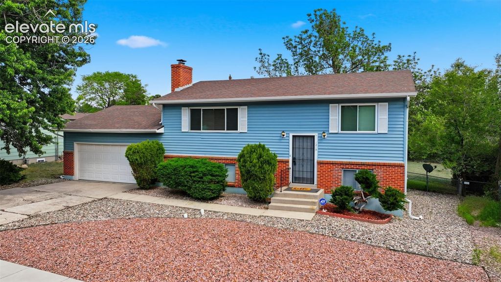 1219 Lewis Lane, Colorado Springs, CO 80915
