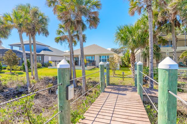 31 S Riverwalk Drive, Palm Coast, FL 32137