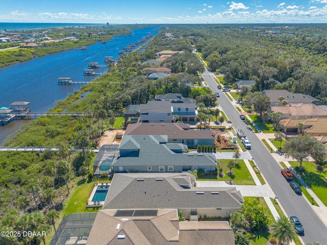 31 S Riverwalk Drive, Palm Coast, FL 32137