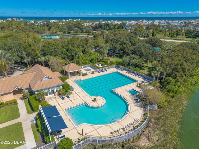 31 S Riverwalk Drive, Palm Coast, FL 32137