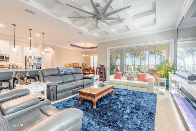 31 S Riverwalk Drive, Palm Coast, FL 32137
