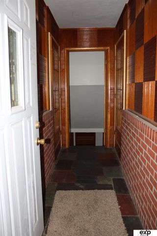 1010 S 39 Street S, Lincoln, NE 68510