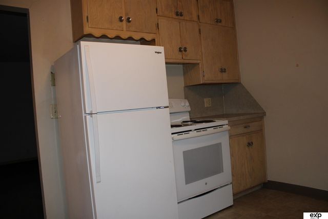 1010 S 39 Street S, Lincoln, NE 68510