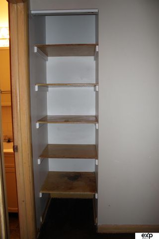 1010 S 39 Street S, Lincoln, NE 68510