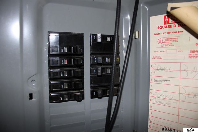 1010 S 39 Street S, Lincoln, NE 68510