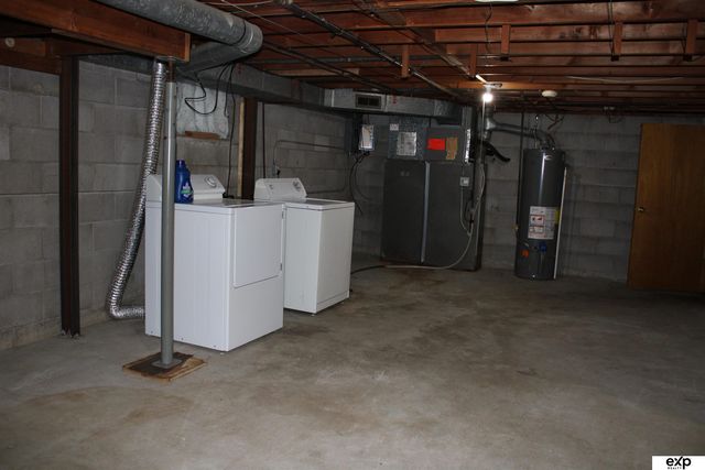 1010 S 39 Street S, Lincoln, NE 68510