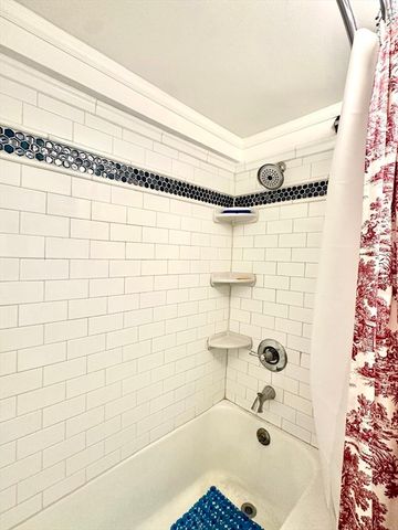 62 Pine Avenue, Barnstable, MA 02601