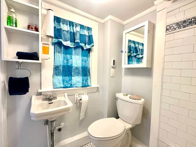 62 Pine Avenue, Barnstable, MA 02601