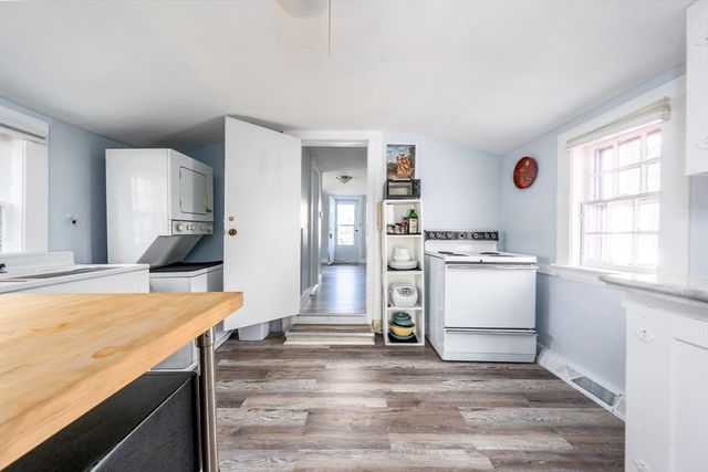 62 Pine Avenue, Barnstable, MA 02601