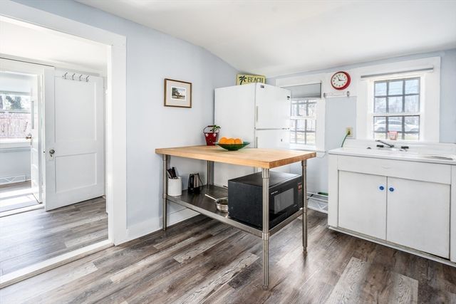 62 Pine Avenue, Barnstable, MA 02601