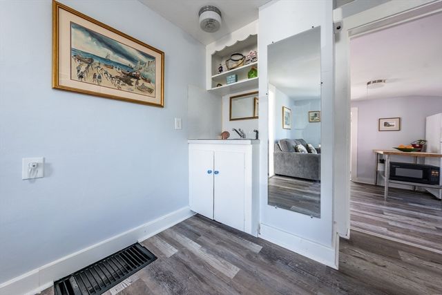 62 Pine Avenue, Barnstable, MA 02601