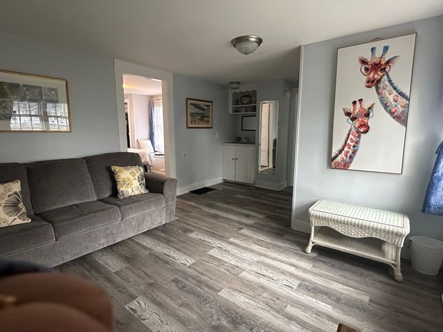 62 Pine Avenue, Barnstable, MA 02601