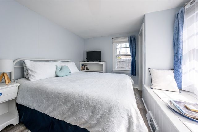 62 Pine Avenue, Barnstable, MA 02601