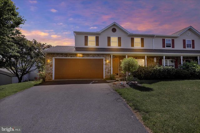 1032 AMITY CIR, Reading, PA 19605
