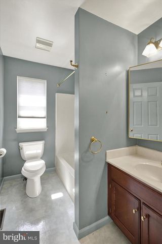 1032 AMITY CIR, Reading, PA 19605