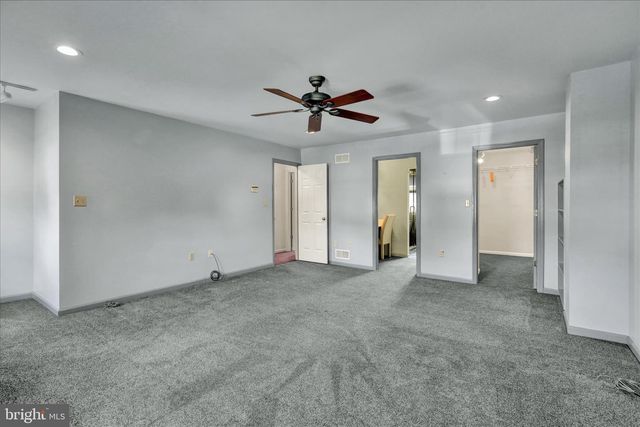 1032 AMITY CIR, Reading, PA 19605