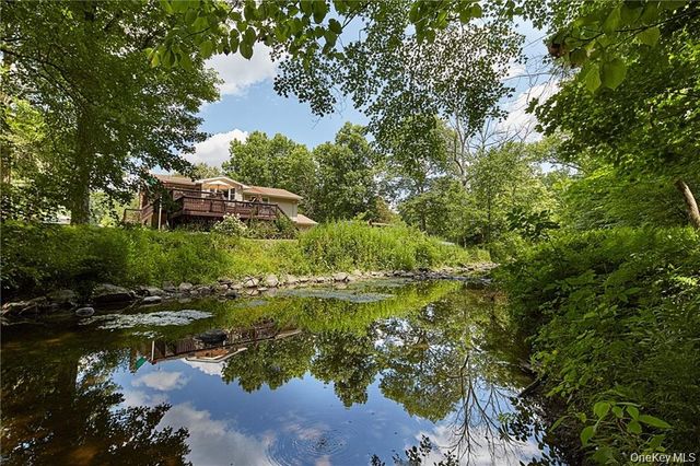 19 Billy Avenue, Washingtonville, NY 10992