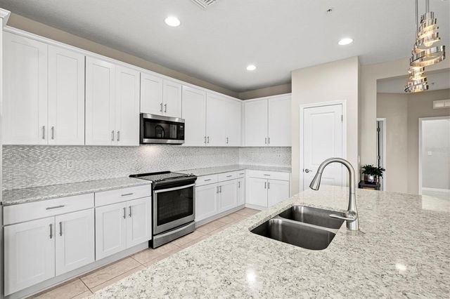 23516 AWABUKI DRIVE 201, Venice, FL 34293