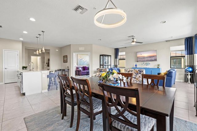 23516 AWABUKI DRIVE 201, Venice, FL 34293