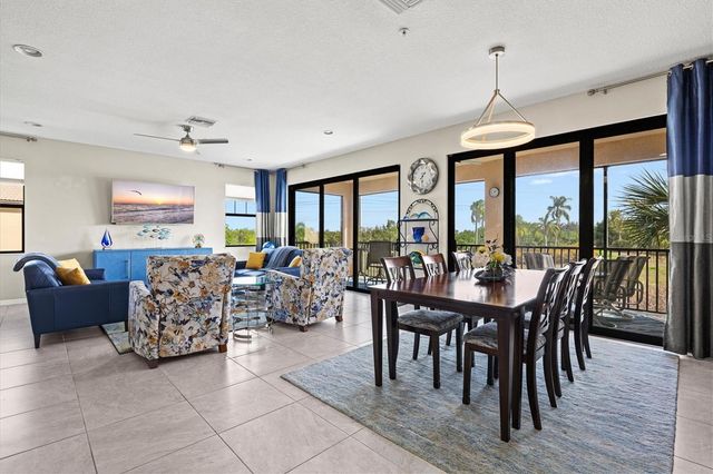 23516 AWABUKI DRIVE 201, Venice, FL 34293