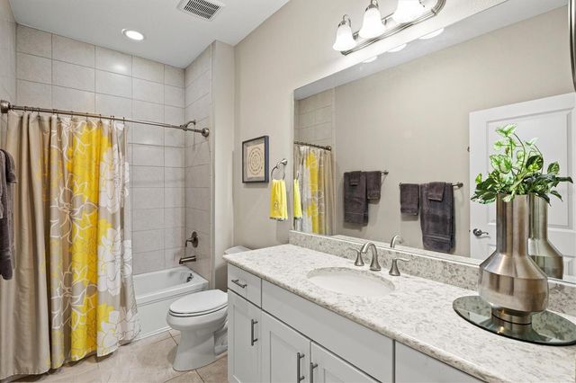 23516 AWABUKI DRIVE 201, Venice, FL 34293