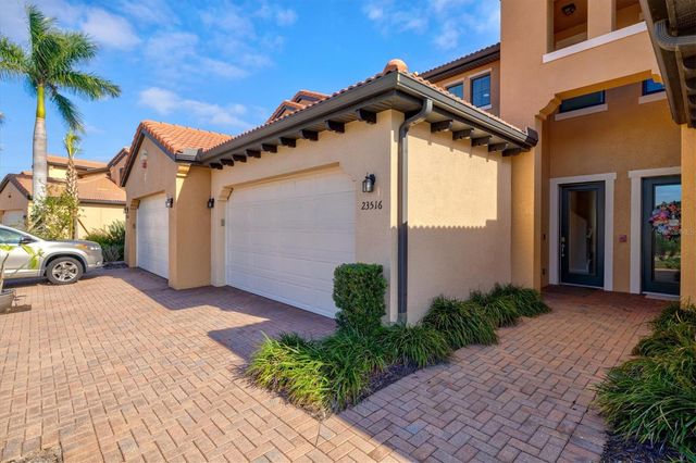 23516 AWABUKI DRIVE 201, Venice, FL 34293