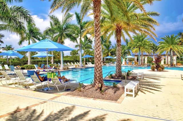 23516 AWABUKI DRIVE 201, Venice, FL 34293