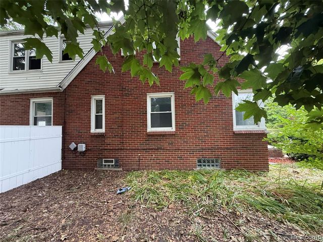 20045 Ward Street, Detroit, MI 48235