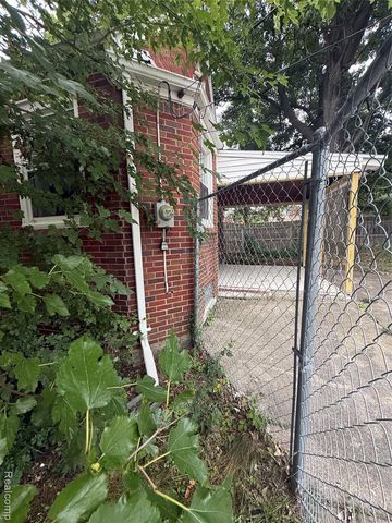 20045 Ward Street, Detroit, MI 48235