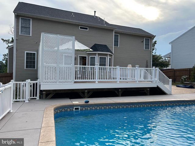 12 COURTNEY CT, Fredericksburg, VA 22405