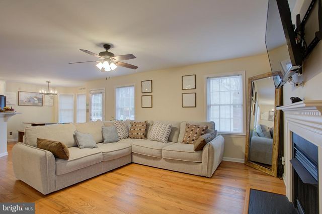 12 COURTNEY CT, Fredericksburg, VA 22405