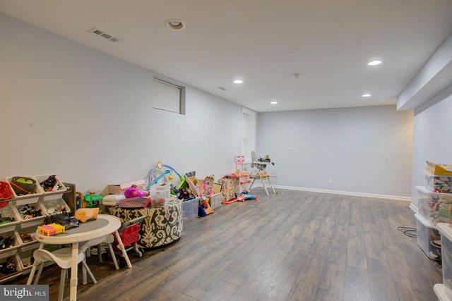 12 COURTNEY CT, Fredericksburg, VA 22405