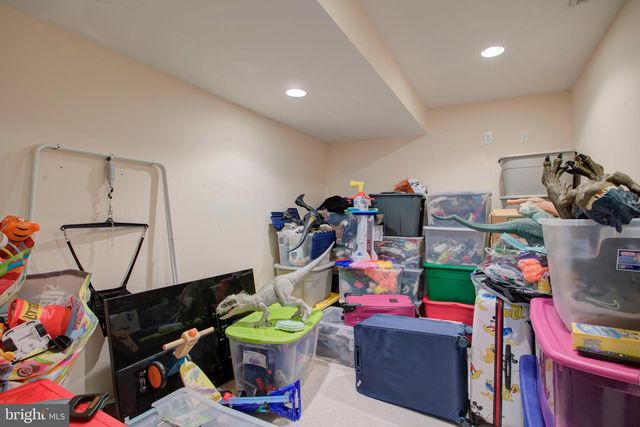 12 COURTNEY CT, Fredericksburg, VA 22405