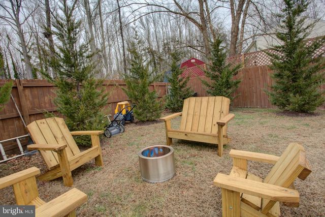 12 COURTNEY CT, Fredericksburg, VA 22405