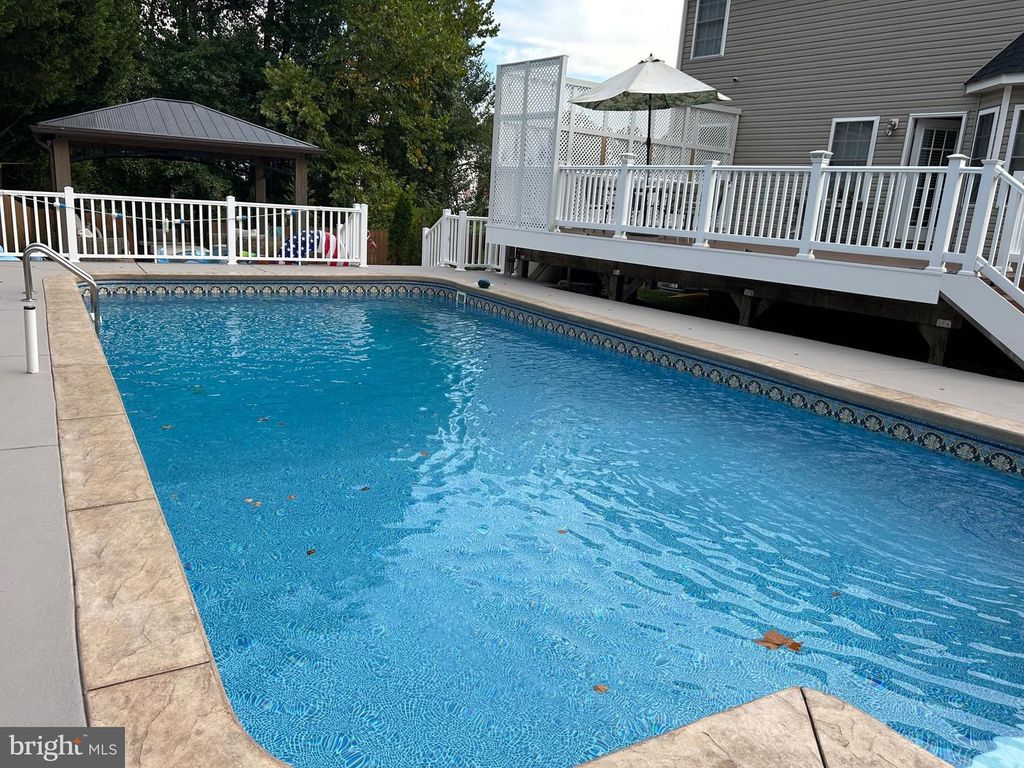 12 COURTNEY CT, Fredericksburg, VA 22405