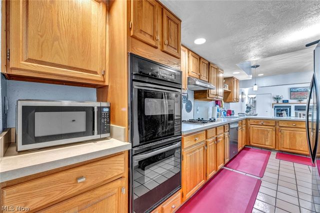 410-29 Willow Circle, Aurora, OH 44202