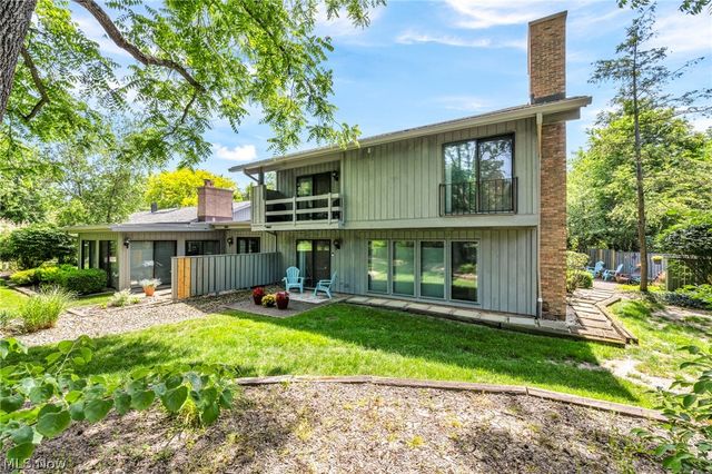 410-29 Willow Circle, Aurora, OH 44202