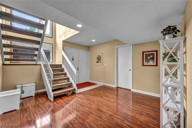 410-29 Willow Circle, Aurora, OH 44202