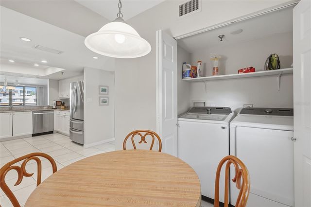 1425 GULF OF MEXICO DRIVE 408, Longboat Key, FL 34228