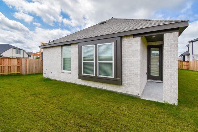 5115 Murillo Drive, Iowa Colony, TX 77583