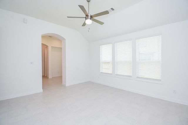 5115 Murillo Drive, Iowa Colony, TX 77583