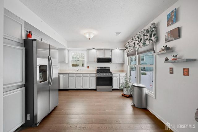 107 Lloyd Court, East Brunswick, NJ 08816