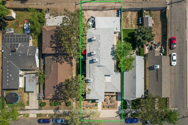 402 N Poplar Avenue, Fresno, CA 93701