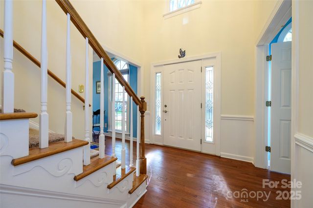 6709 Fairhope Court, Charlotte, NC 28277