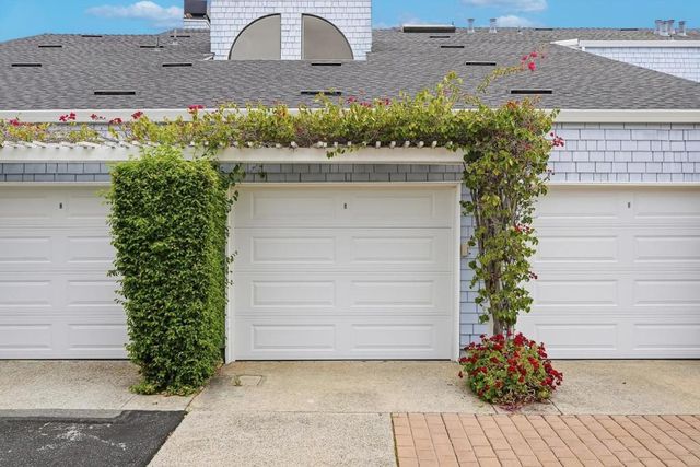 30 Eddystone Court, Redwood City, CA 94065