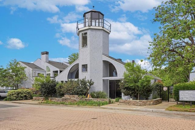 30 Eddystone Court, Redwood City, CA 94065